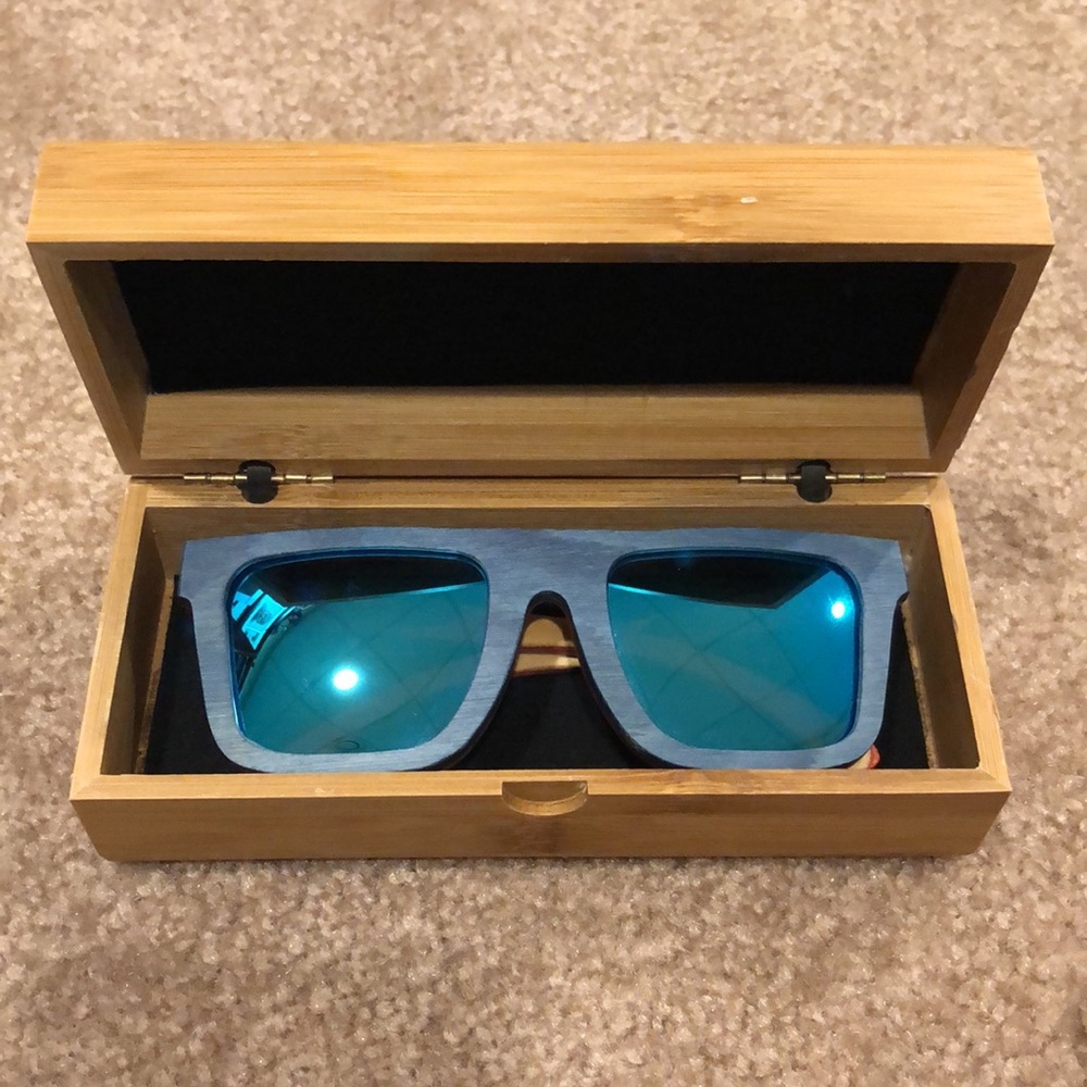 Mini Tree wooden sunglasses with case - Picture 9 of 12